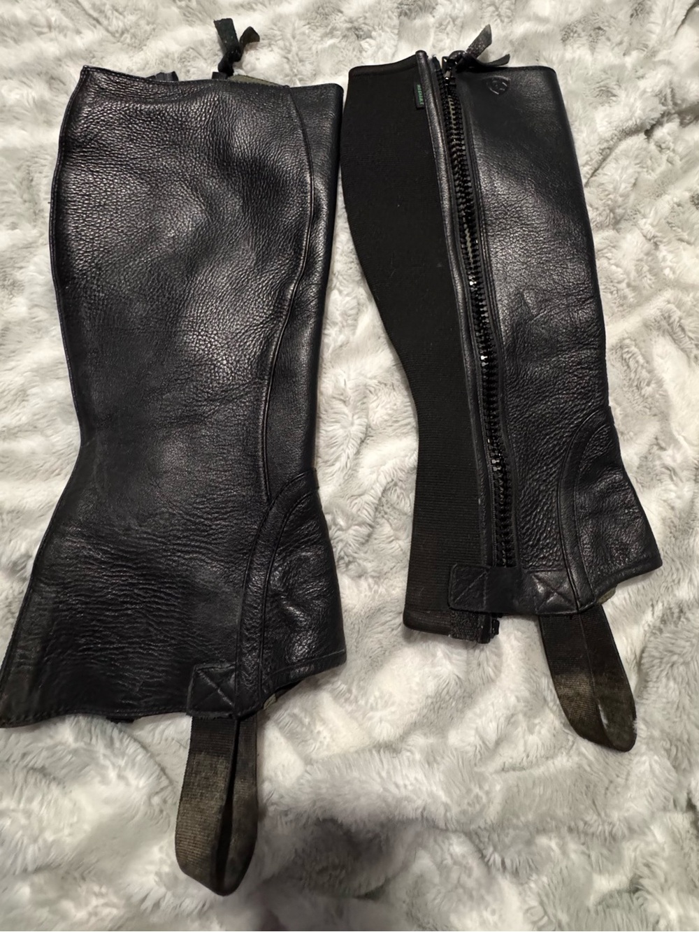 Half chaps for riding